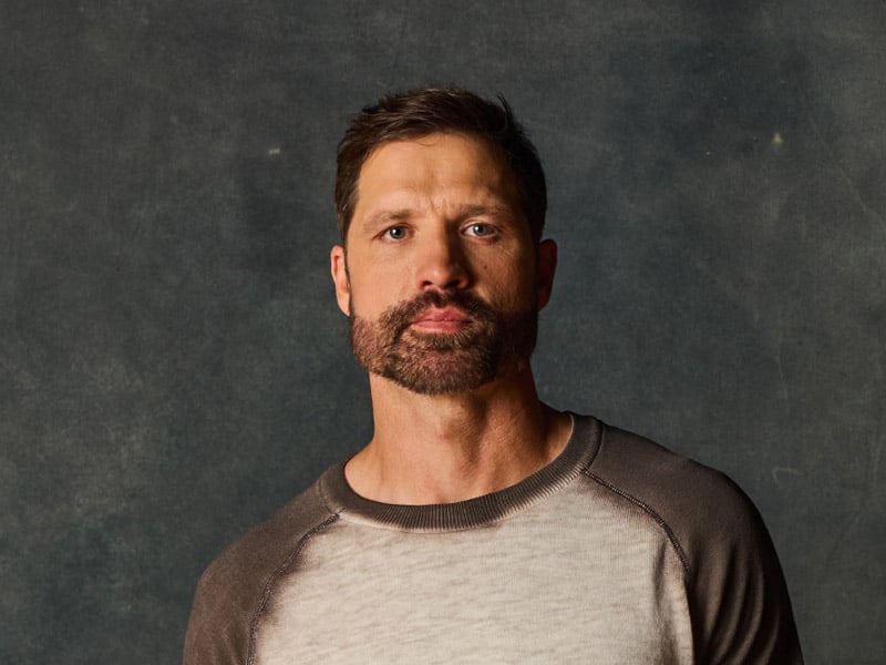 book Walker Hayes Agent